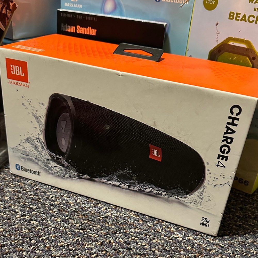 JBL Charge 4 Bluetooth Speaker - Black